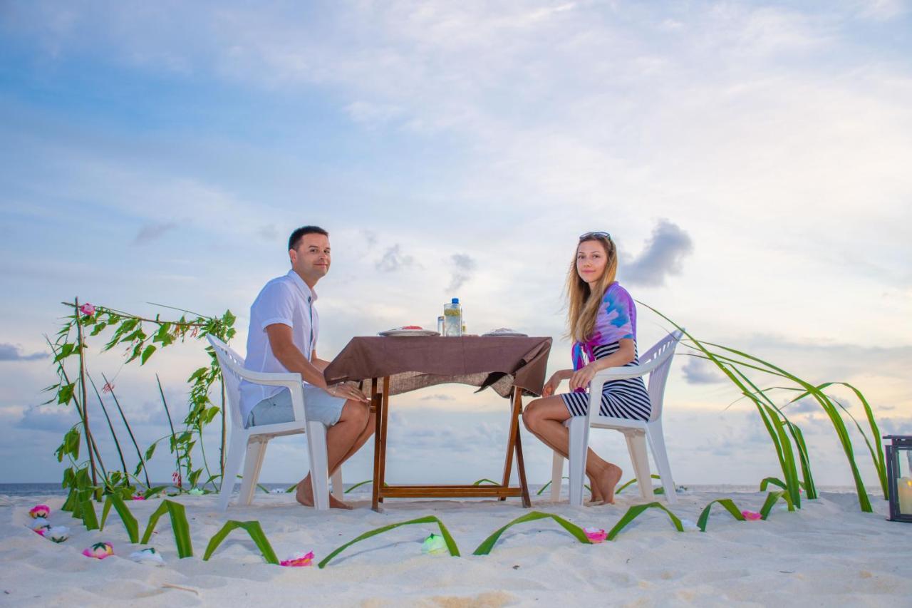 Ukulhas Beach Inn Dış mekan fotoğraf
