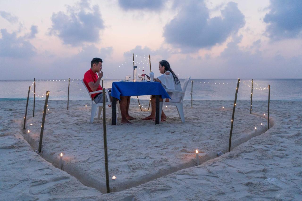 Ukulhas Beach Inn Dış mekan fotoğraf