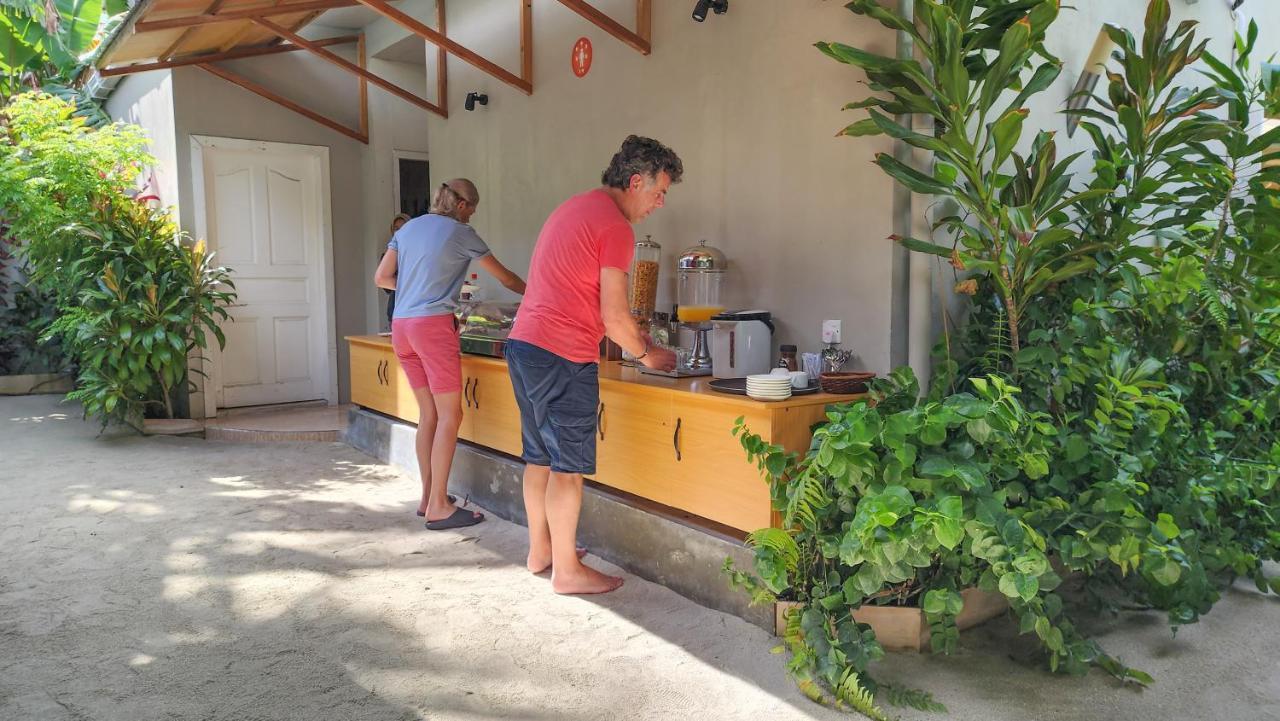 Ukulhas Beach Inn Dış mekan fotoğraf